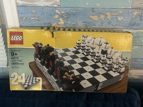 LEGO Iconic Chess Set 40174 2 in 1 Checkers New In Damage Box