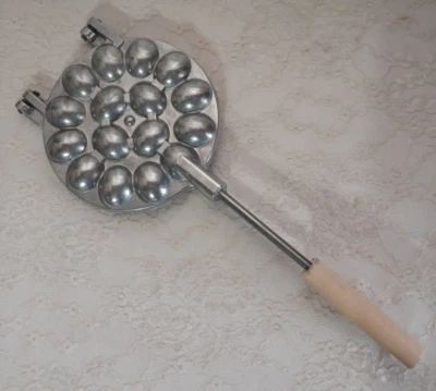 Russian Oreshki Oreshnitsa Walnut Oreshnica Cookie Oreshek Mold  Nut Form 16 - Image 1 of 4