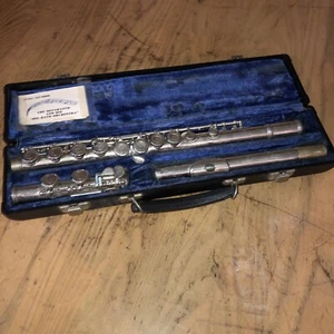 VINTAGE ARMSTRONG MODEL #104 STUDENT FLUTE W/HARD CASE SILVER SERIAL #21934 - Picture 1 of 5