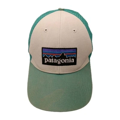 Patagonia P-6 Logo Trucker Sombrero Verde Azulado Blanco Malla Snapback Gorra Ajustable OSFA Foto 1 de 4