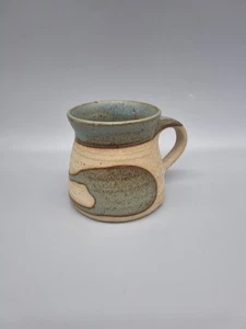 Taza de té/café vintage de cerámica de estudio de Alan Brough, Cornualles. - Imagen 1 de 10