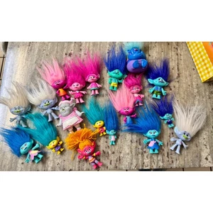 Hasbro Original Trolls Movie Puppe Lot Mini Figuren Spielzeug Sammlung 2015 2016 - Bild 1 von 22
