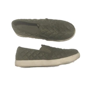Big Buddha Damen 8 olivgrüne Slipper gesteppt leicht zu tragen Sneaker Skater - Bild 1 von 5