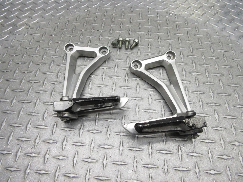 Soporte de reposapiés trasero izquierdo derecho Honda CBR650F 2014 14-16 pasajero Foto 1 de 4