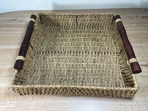 Vintage Spiral Straw Wicker Woven Serving Tray Fruit Bread Basket Wood Handle - Picture 1 of 12
