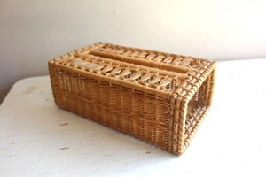 Woven Reed Wicker Facial Tissue Box Cover Vintage 60s 70s Tan Boho Tropic Style - Picture 1 of 8