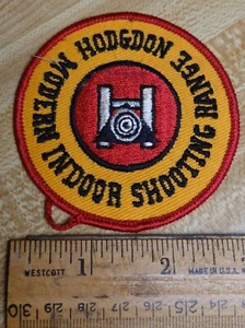 VINTAGE HODGDON MODERN INDOOR SHOOTING RANGE RUND BESTICKT PATCH NR - Bild 1 von 2