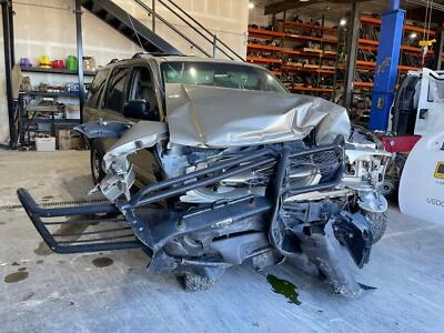 1999 2000 Ford Explorer Automatic Transmission AT 4x4 (Vin X 8th Digit) 199K Foto 1 de 4