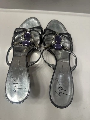 Туфли на каблуках с драгоценностями Guiseppe Zanotti - Изображение 1 из 3