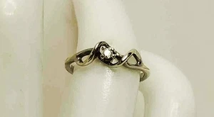 10K Solid White Gold Solitary Diamond Curl Ring size 5, 2mm, 1.5 gr - Picture 1 of 7