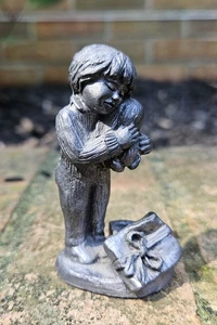 Figurina vintage 1988 Ricker peltro ragazzo e cane 2,75" - Foto 1 di 6