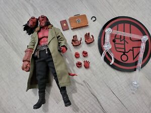 Mezco Hellboy One 12