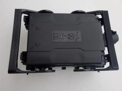 Bloque de conexiones de caja de fusibles GM 2018-2020 Suburban Tahoe Los relés cargados cubren 23418066 Foto 1 de 4