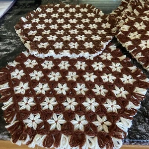 Vtg 1970’s Woven Daisy Placemats(4)And Table Decoration(2) Set - Picture 1 of 6