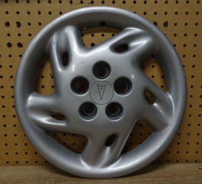1995-1998 PONTIAC GRAND AM 14" Hub Cap 9592477  OEM SILVER - Image 1 of 4