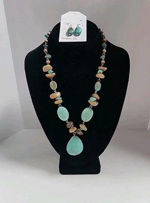 Conjunto de colar e brinco boho falso turquesa e pedras marrons cacau ótimo estilo - Imagem 1 de 4