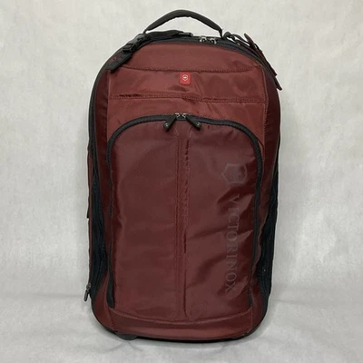 Equipaje de mano Victorinox Seefeld 22" con ruedas expandibles granate asa giratoria Foto 1 de 4