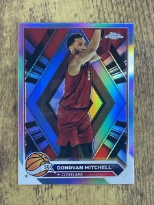 2024 Topps Chrome Basketball Donovan Mitchell Refractor #45 Cleveland Cavaliers - Bild 1 von 2