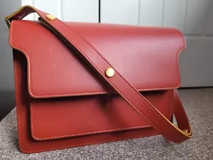 SAVE 75% Marni Calfskin shoulder bag crossbody Large Trunk Bag - Picture 1 of 15