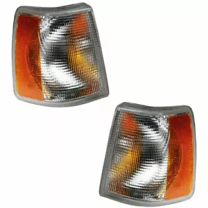 Fits 1991-1995 Volvo 940 Parking/Signal Lights Assembly Pair For VO2520105 - Bild 1 von 3