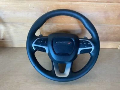 Volante con palancas de cambio negro 2015 Dodge Charger RT OEM FACTORY Foto 1 de 4