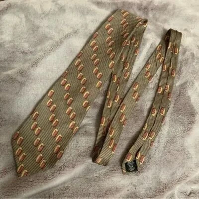 Corbata Stafford Executive para Hombres Cuello de Seda Patrón Geométrico Verde Oliva Rojo Foto 1 de 3