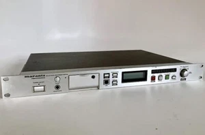 Marantz PMD560 Solid State Professional CF 1U Compact-Flash Recorder Player - Picture 1 of 1
