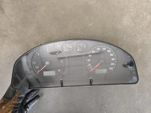VW T5 Transporter Tacho Kombiinstrument 7H0920850M - Picture 1 of 7