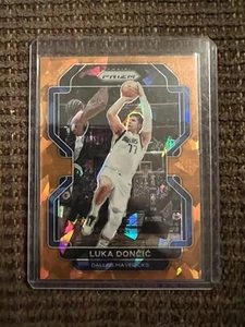 2021-22 Panini Prizm Luka Doncic #223 Orange Cracked Ice Dallas Mavericks - Foto 1 di 2