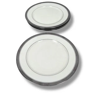 Mikasa Palatial Platinum L3235 Dinner Plates White Fine China Round Lot of 4 - Picture 1 of 7