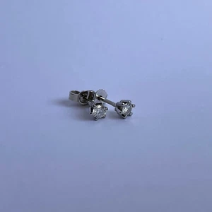 14Karat Weißgold Ohrringe Ohrstecker Brillanten Diamanten Brillianten 0,2ct 585 - Bild 1 von 4