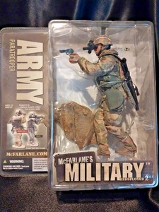 McFarlane's Military Redeployed Series 2 Army Paratrooper - Bild 1 von 5