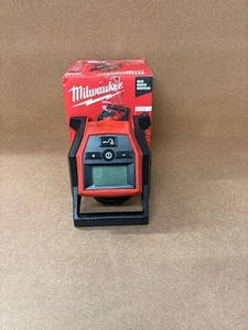 Inflador de neumáticos compacto inalámbrico Milwaukee 2475-20 M12 12V 120 PSI - Imagen 1 de 4