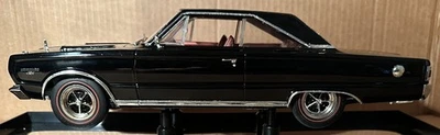 Highway 61 1/18 Scale 1967 Plymouth GTX, Black, LE 1 of 3500, Beautiful model - Image 1 of 4
