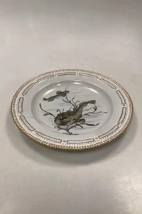 Royal Copenhagen En Privé peint Flora Danica Poisson N° de plaque 3549 - Picture 1 of 6