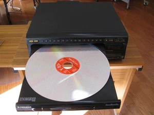 Pioneer CLD-V860 High Model Karaoke LD/DVD/CD Multi Laser Disc Player No Remote - Picture 1 of 13