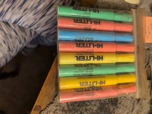 Avery Lot Of 8 Hi-liter Green, Pink, Yellow, Bue - Picture 1 of 1