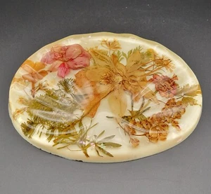 Vintage Lucite Acrylic Resin Dried Press Flowers Soap Dish Seashell Shaped - Picture 1 of 16
