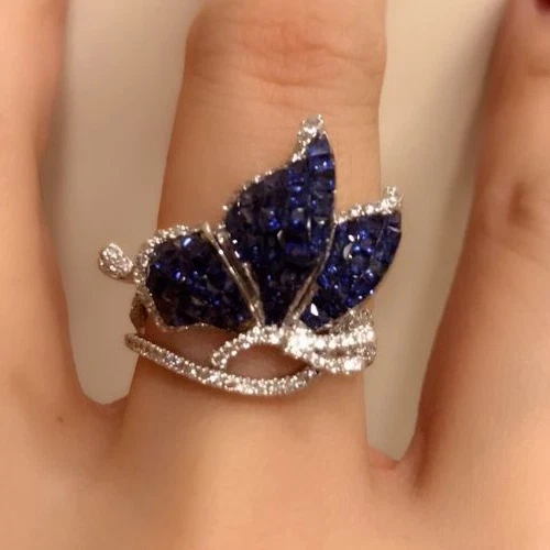 Impresionante anillo mariposa chapado en oro blanco de 14 k zafiro simulado redondo de 4,27 quilates Foto 1 de 4