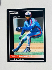 1992 PINNACLE #24 DELINO DESHIELDS NM-MT MLB BASEBALL CARD - Picture 1 of 2
