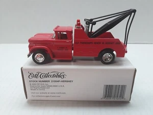 Ertl Collectibles 21054P - Red Tow Truck - I judged at Hershey 2002 - NIB - Picture 1 of 7