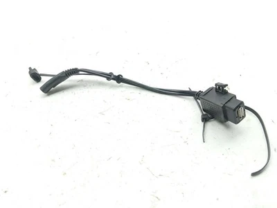 12 13 Honda VFR1200 DCT USB Accesorios Foto 1 de 4