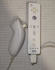 White Remote Wiimote Nunchuck Controller Set Combo for Nintendo Wii Game - Picture 1 of 3