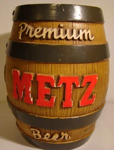 Metz Bierbank Kreidegeschirr einige Farbausgaben 8 cm groß Omaha Nebraska - Bild 1 von 15