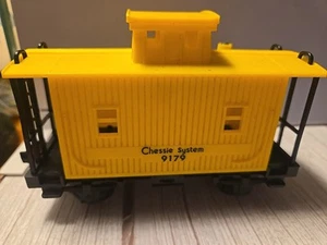 LIONEL O GAUGE YELLOW CHASSIE SYSTEM 9179 CABOOSE MADE IN USA 1976 UNTESTED - Picture 1 of 6