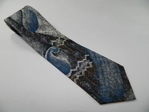 Corbata Para Hombre Vintage WEMBLEY EE. UU. BLANCA AZUL CACHEMIRA ABSTRACTA HECHA EN EE. UU. - Imagen 1 de 3
