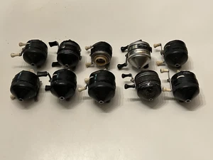 10 ~ VTG Zebco Spincast Fishing Reels - Parts or Repair Only - All Metal Foot - Picture 1 of 22