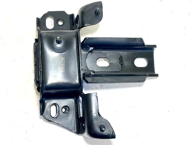Montaje transmisión manual izquierda D65139070B 2011-2016 para motor Mazda 2 L4 1.5 Foto 1 de 4
