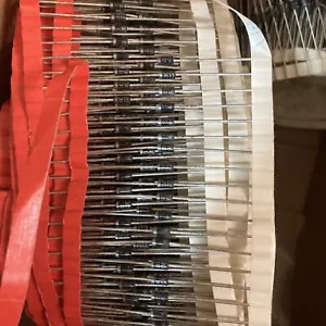 Set 10 Stck. SB130 DIODEN Diode 30 V 1A 2-polig *USA VERKÄUFER* - Bild 1 von 2