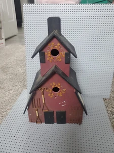 Wood Bird House Finch Plywood farmhouse barn Handmade Birdhouse - Picture 1 of 3